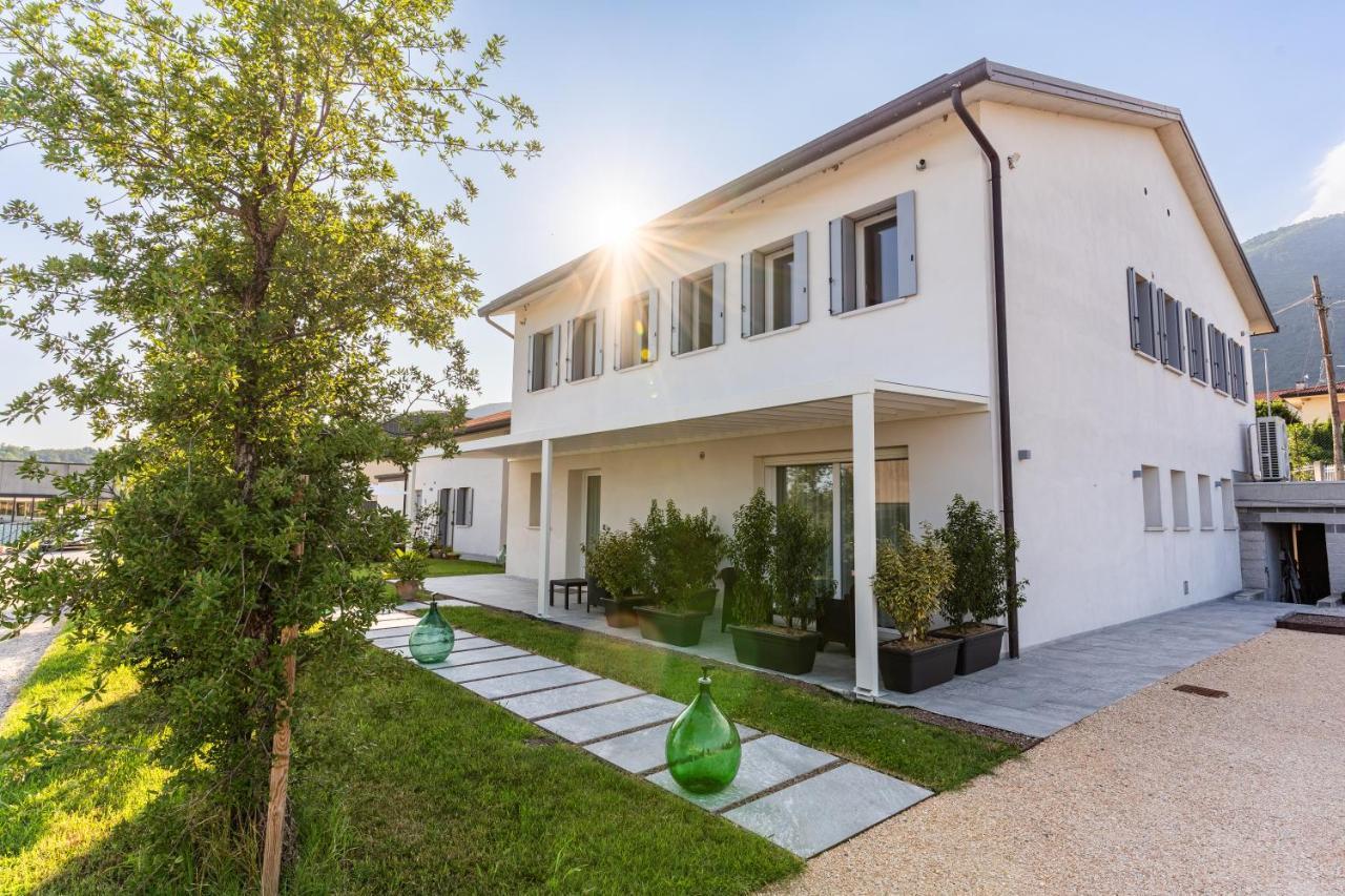 Отель Tommyhouse Борсо-дель-Граппа Экстерьер фото